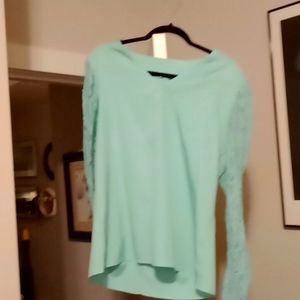 Light blue shirt, with lace arms! Extra large.
